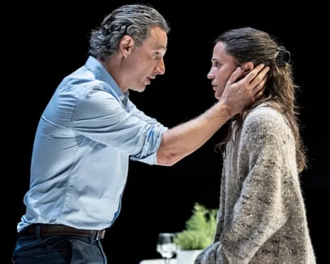 The Lady from the Sea Critique – Alicia Vikander Lead a Magnificent Modern Take